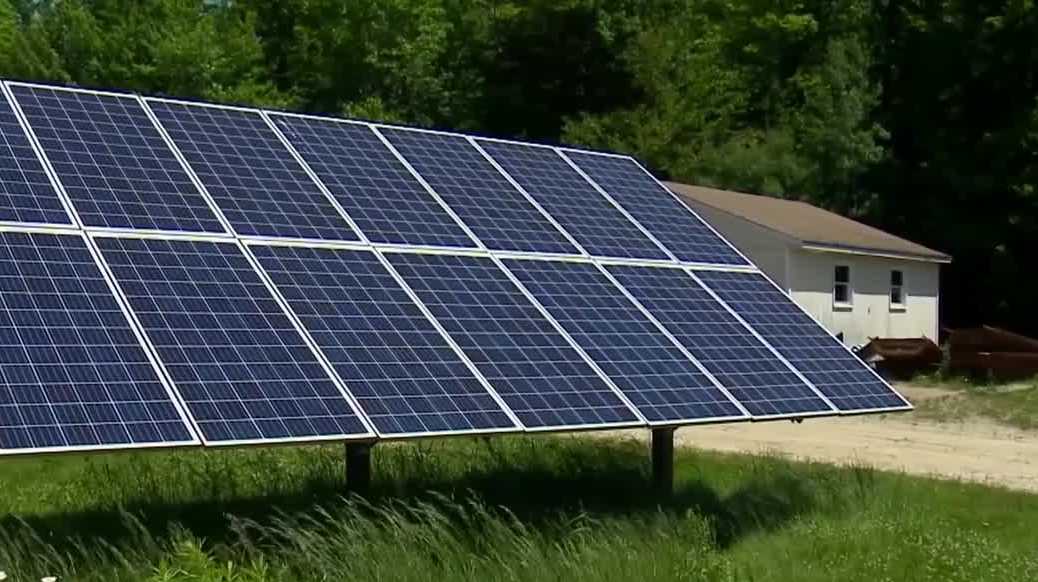 NH House considers bill to extend net metering rates for municipal solar projects
