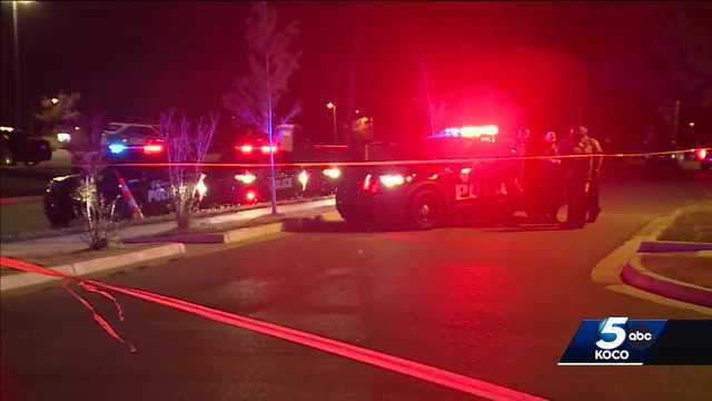Man transported to hospital after being shot in OKC apartment - Vimarsana News