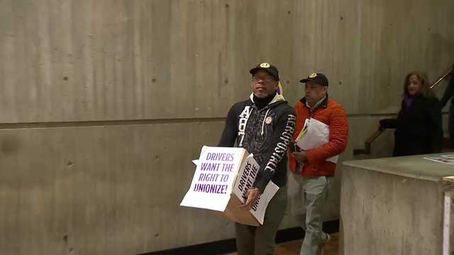 Mass. ride-share drivers push for unionization, gather signatures for 2024 ballot question - Vimarsana News
