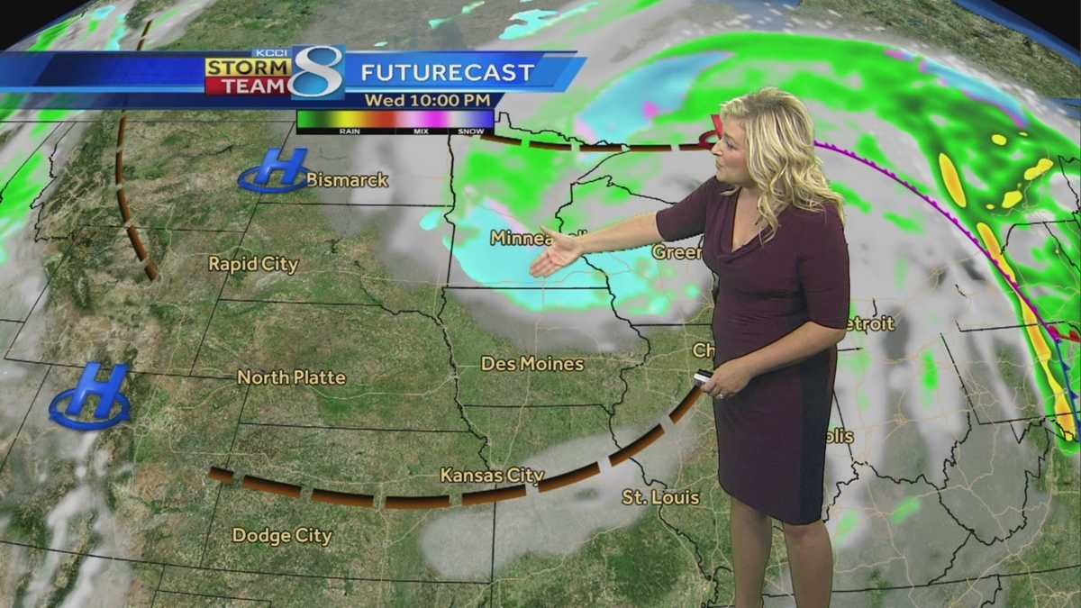 Videocast First snow in Iowa tonight?