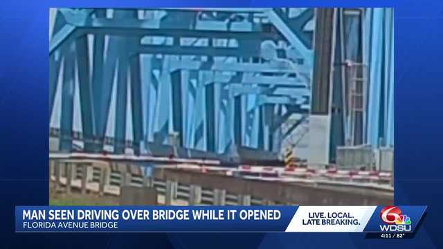 Man injured after driving over Florida Avenue Bridge while it was opening