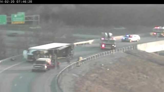 I-64 West ramp to Watterson Expressway West blocked by crash - Vimarsana News