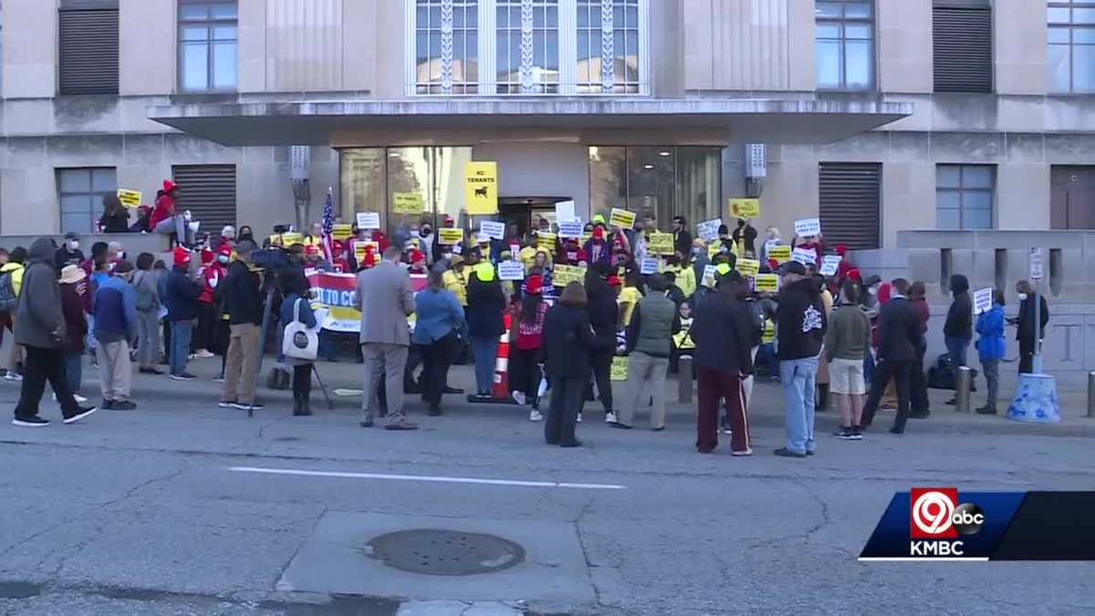 Organizations rally to promote Kansas City tenants' right to counsel