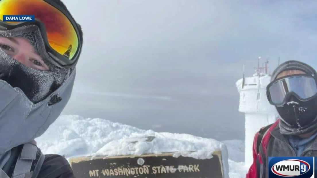 u local hot shot Selfie atop Mount Washington