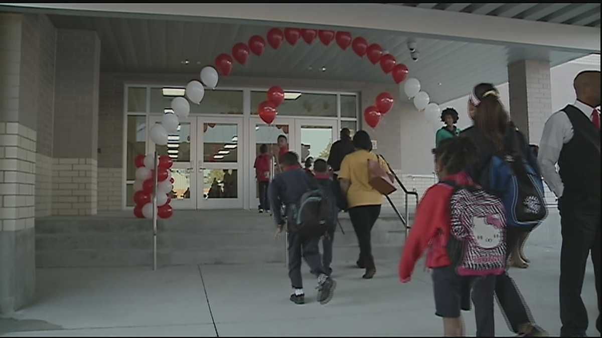 algiers-students-settle-into-brand-new-alice-harte-charter-school