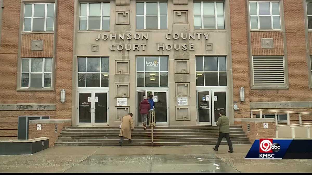 Johnson County traffic court easily handles hundreds of cases after