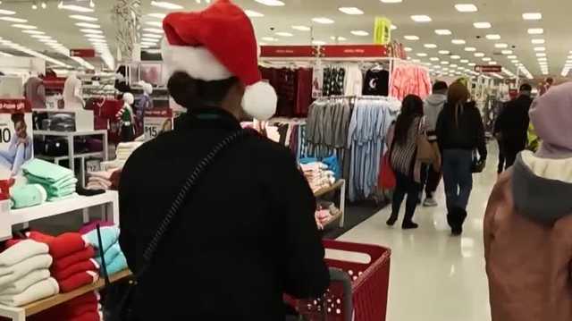 Law enforcement warns holiday shoppers to stay alert for thieves - Vimarsana News