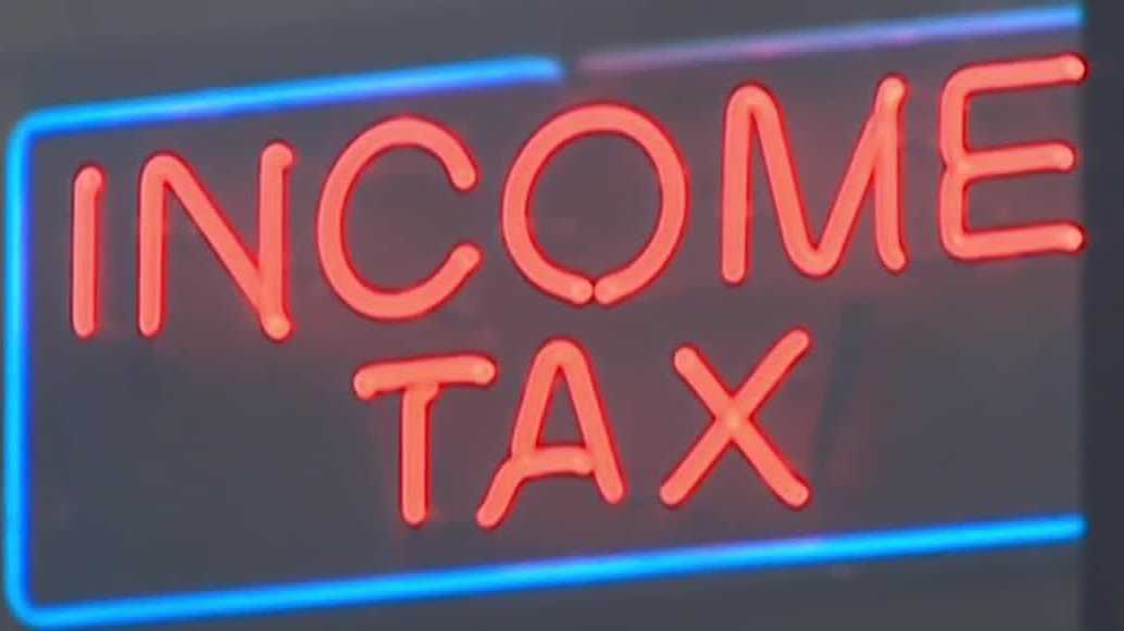 Nebraska income tax rate decreases as budget deficit grows