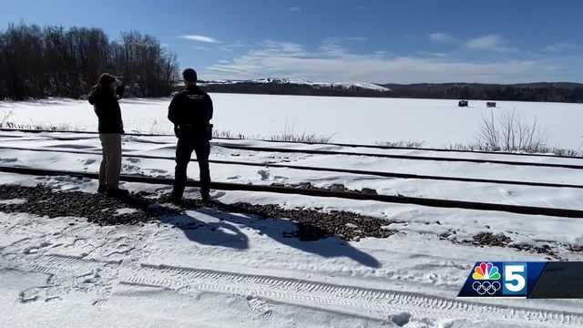 Responding officer to family that fell through ice recounts rescue - Vimarsana News
