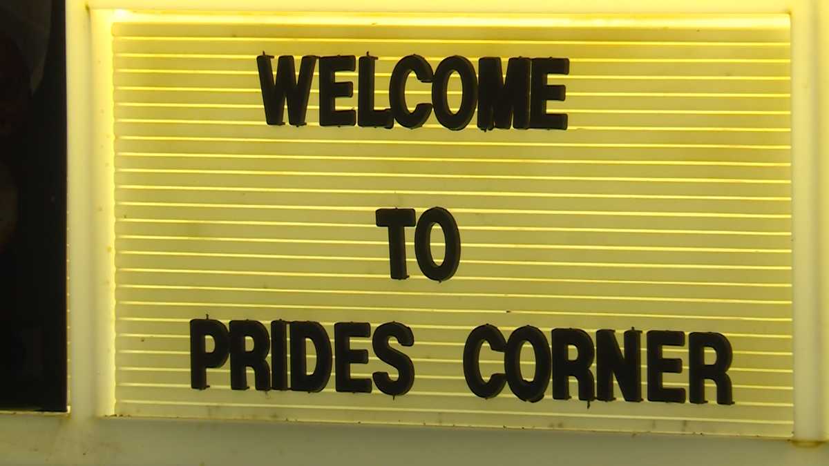 Landmark Prides Corner DriveIn reopening