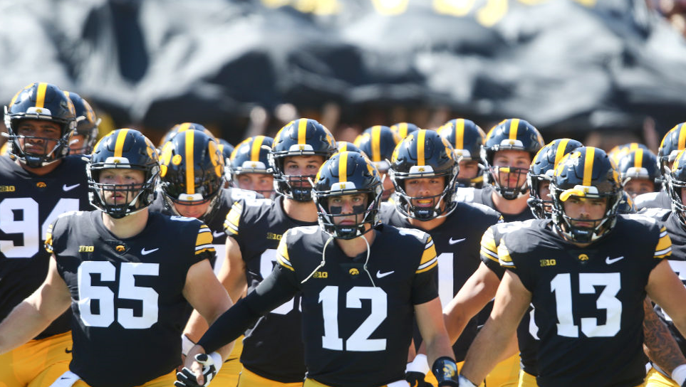 Recap: Iowa tops Michigan State, 26-16