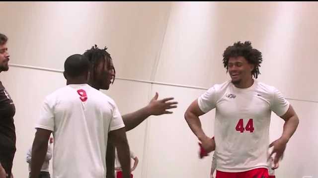 Former Lobo Reco Hannah awaits 2023 NFL Draft - Vimarsana News