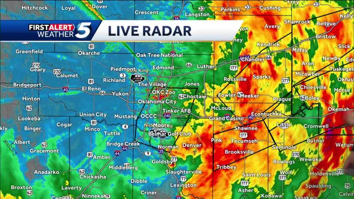 Rain continues to move across Oklahoma Thursday morning