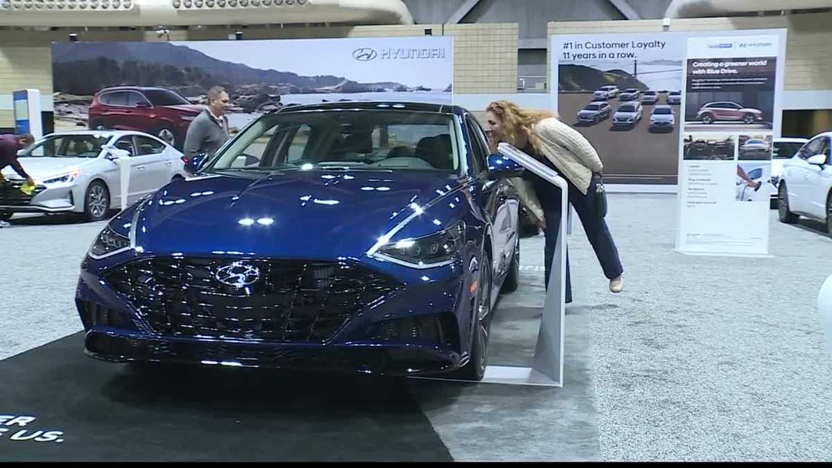 Cars with hightech features on display at KC Auto Show