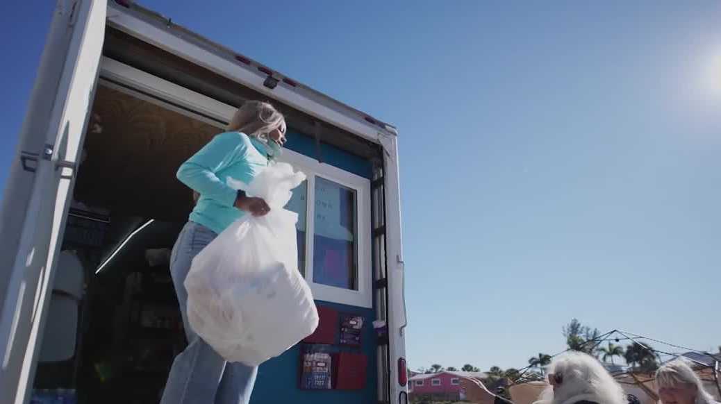 Fort Myers Beach woman makes it her mission for no family to go hungry