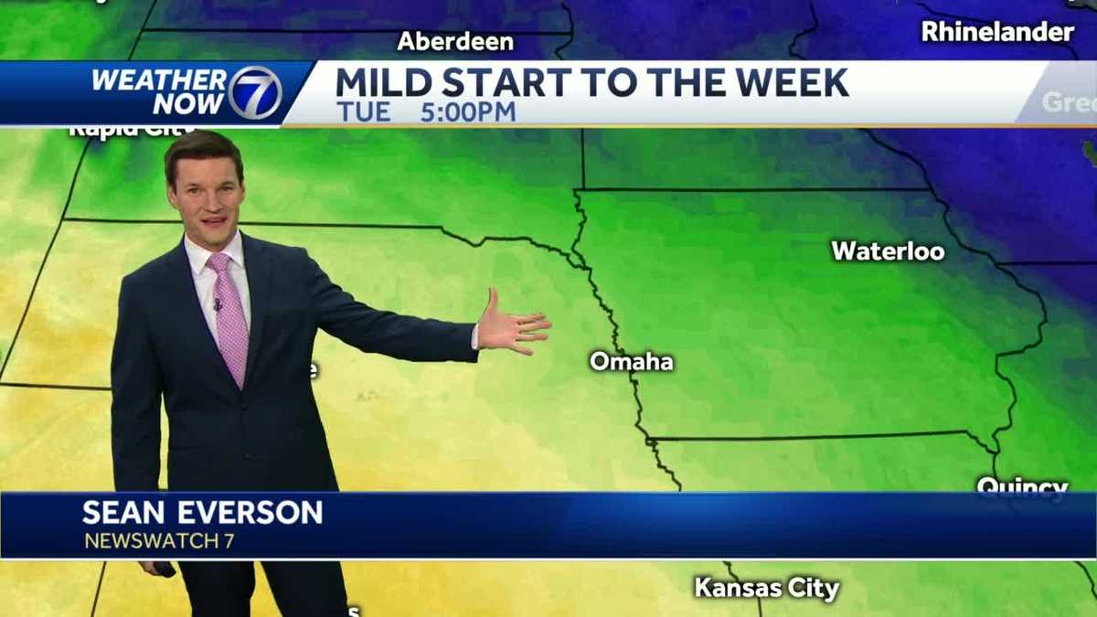 Cool and quiet evening, more mild weather to start the week
