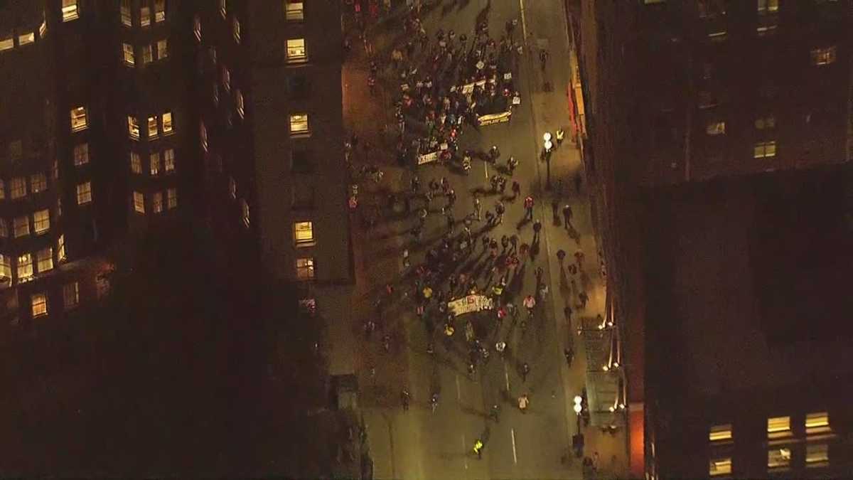 Wage protestors rally in Boston