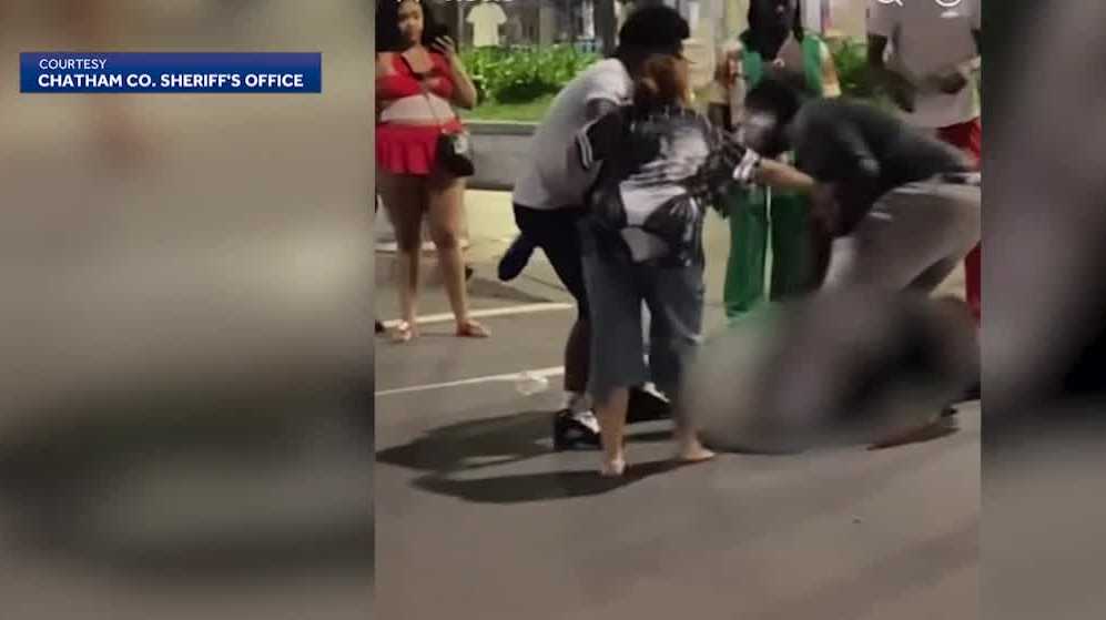 Authorities investigate video of brutal beating in Savannah - WJCL