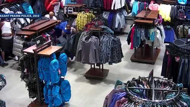 Organized retail theft groups target Milwaukee area - Vimarsana News