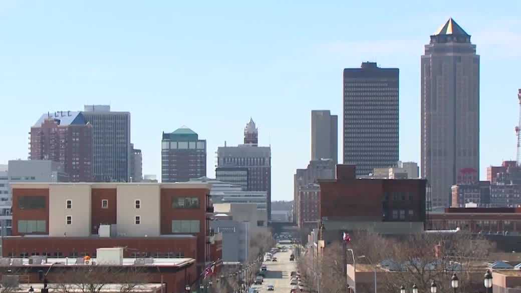 Iowa hiring slows as labor market normalizes, business leaders say