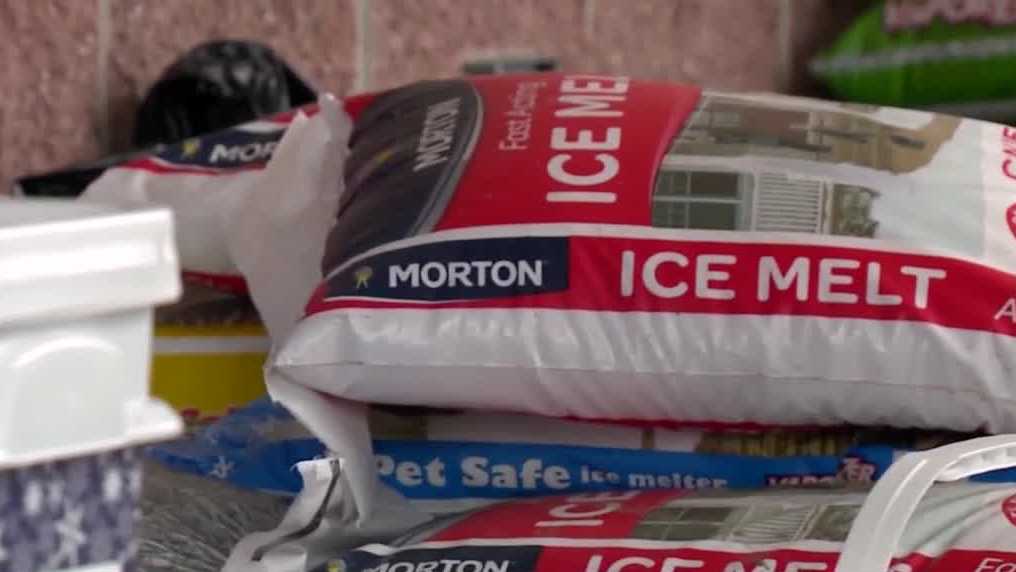 Granite Staters stock up before storm moves in