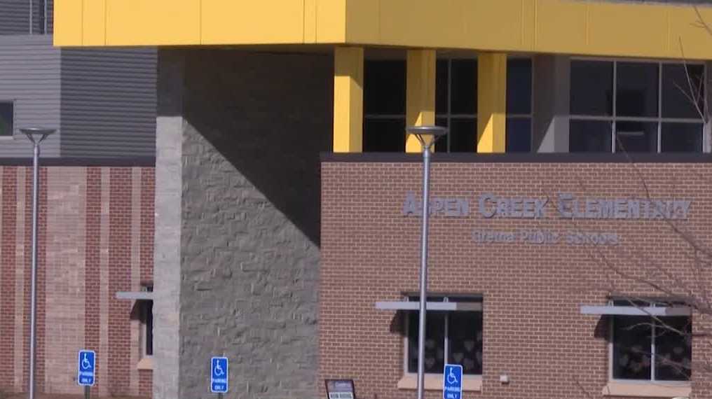 Gretna families upset over elementary school boundary shifts - Vimarsana News