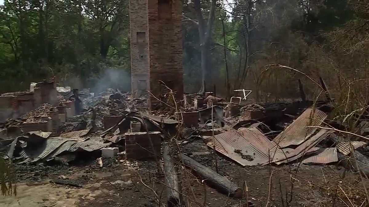 Historic Shelby Hotel burns to the ground