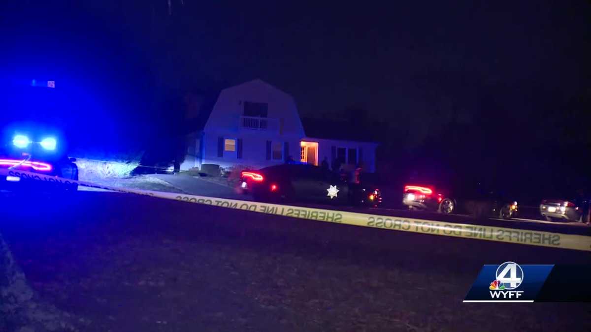 Man found dead with stab, gunshot wounds in Greenville County