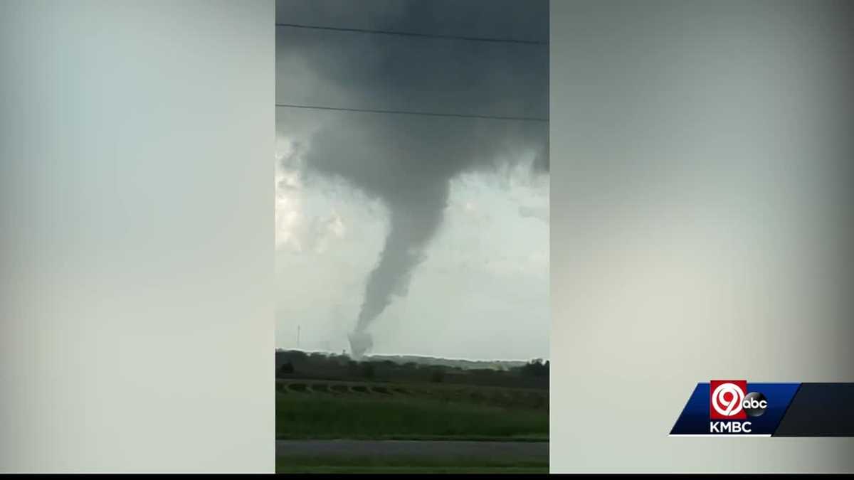 Family's Effingham farm damaged by tornado Tuesday