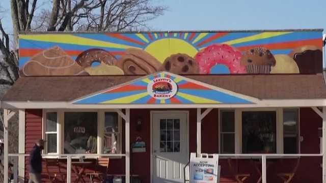 Town approves public art ordinance after debate over mural - Vimarsana News