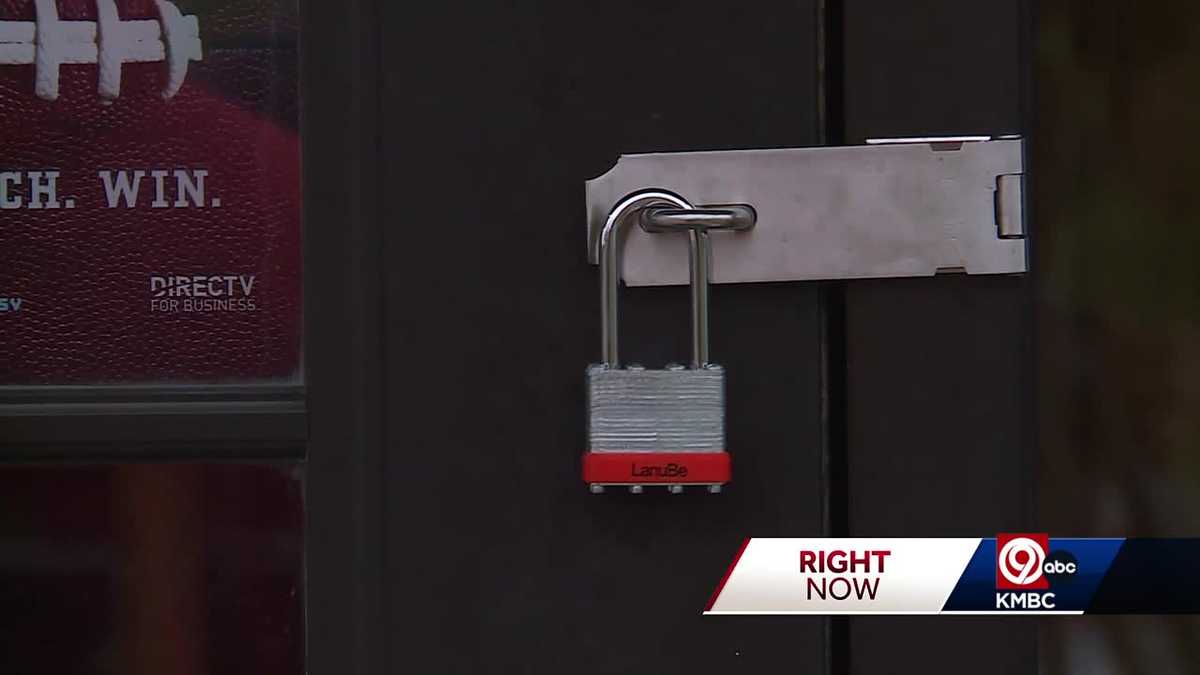 Kansas City Applebee's closures Workers in limbo