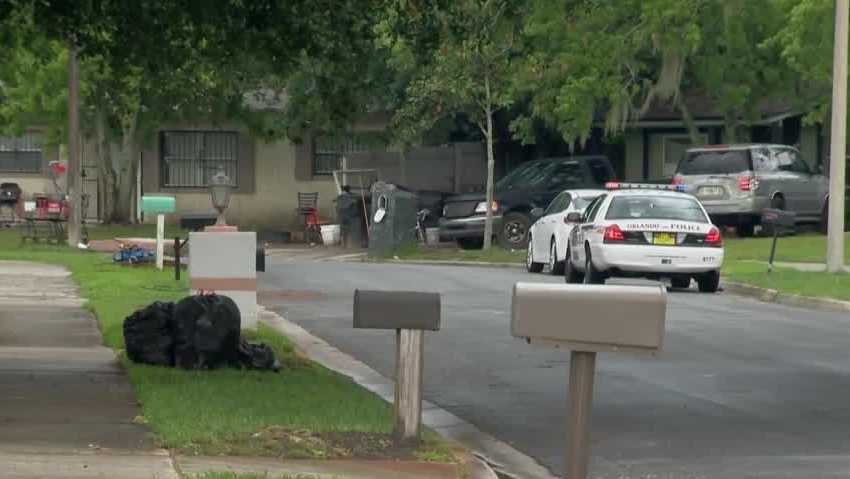 Orlando police search for suspect involved in drive-by shooting ...