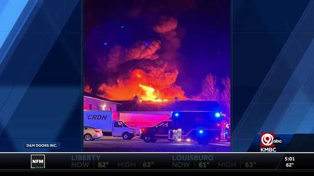 Massive fire destroys four Liberty, Missouri businesses and classic cars