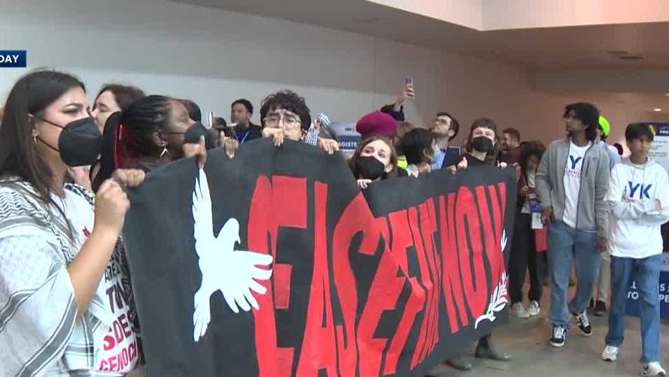 Democratic Party chair unhappy with pro-Palestine march during CA convention - Vimarsana News