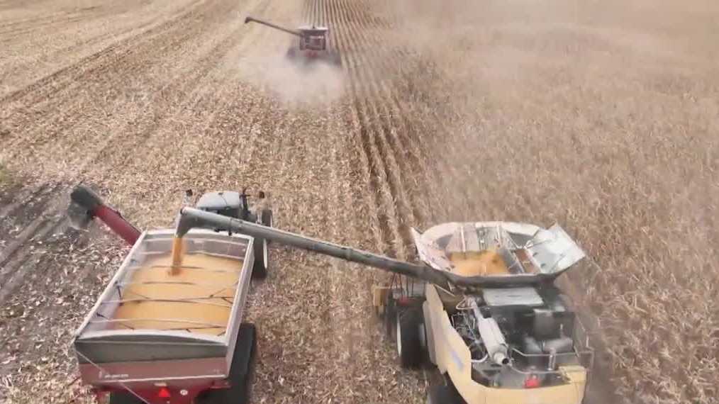 Iowa farmers weigh impact of new $12B federal aid package