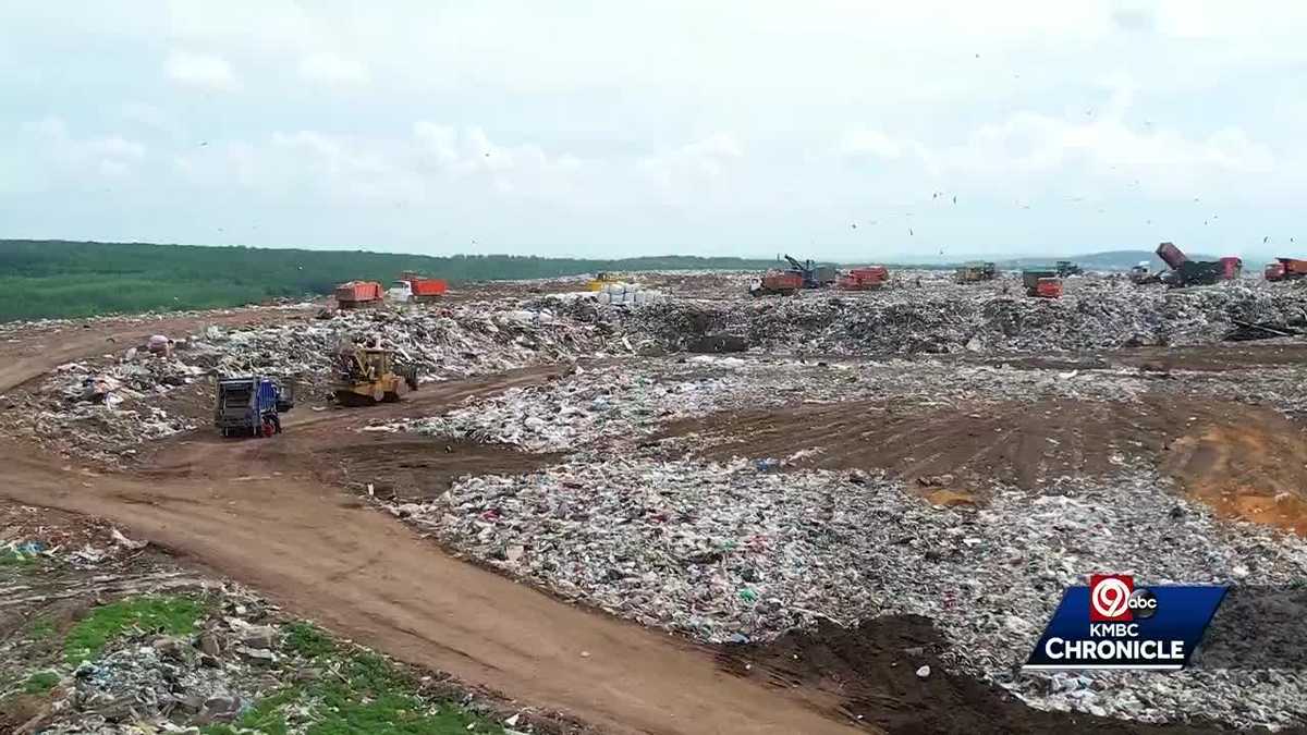 City of Raymore recommending settlement with landfill developer