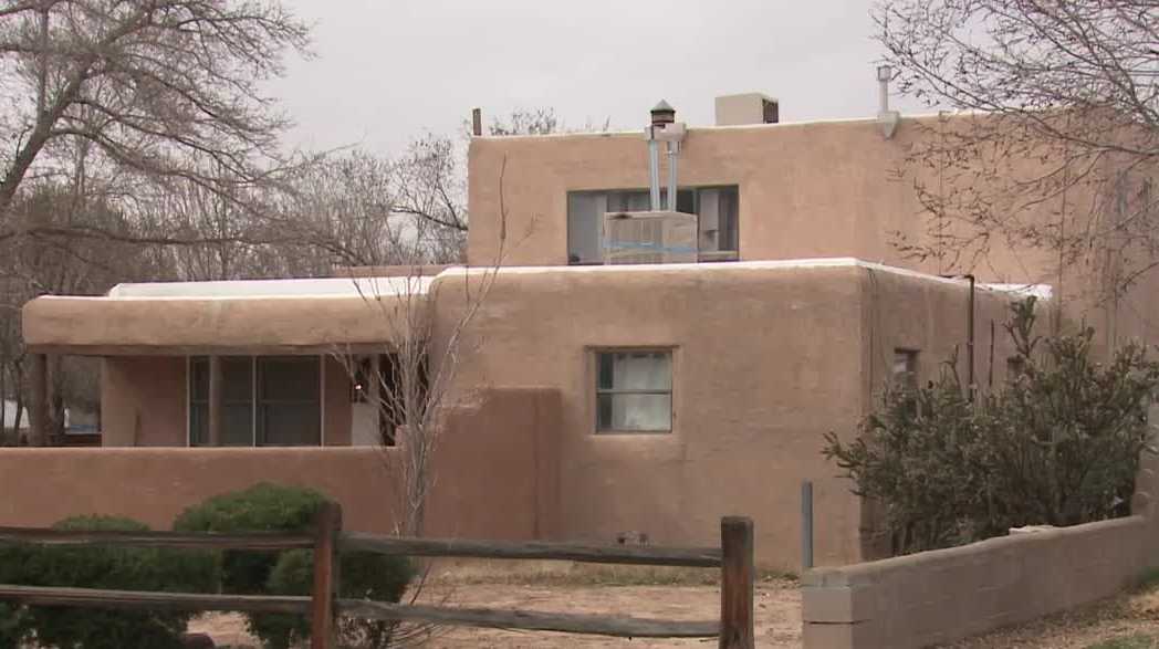 Albuquerque city council rejects plan to convert single-family homes