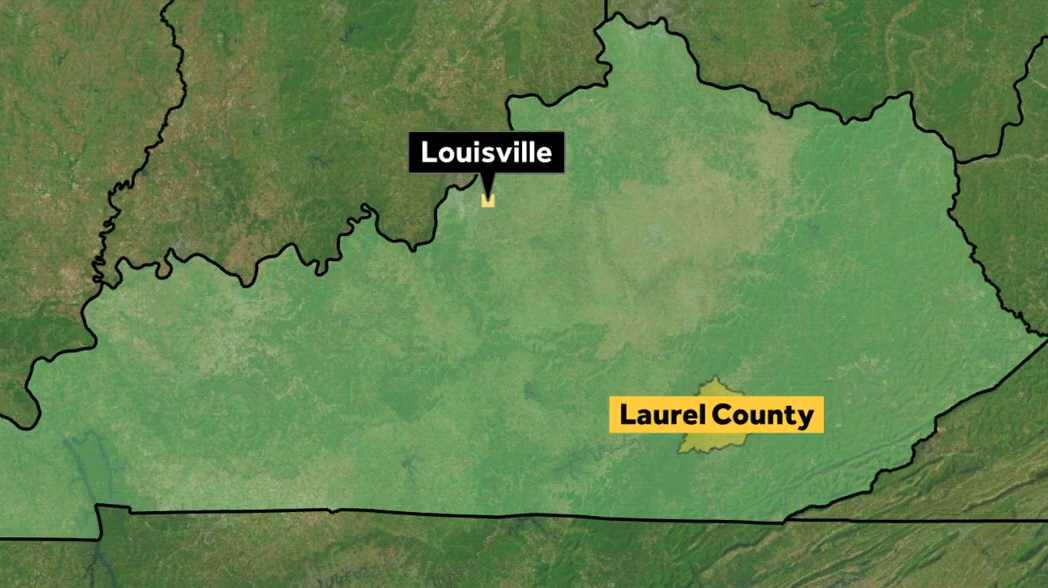 3 killed in apparent murder-suicide after police chase in southeastern Kentucky