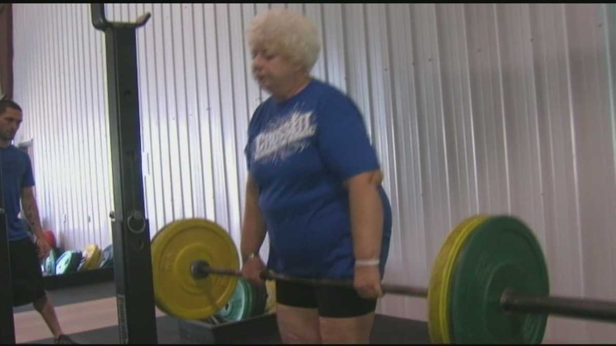 Powerlifting granny setting competition records