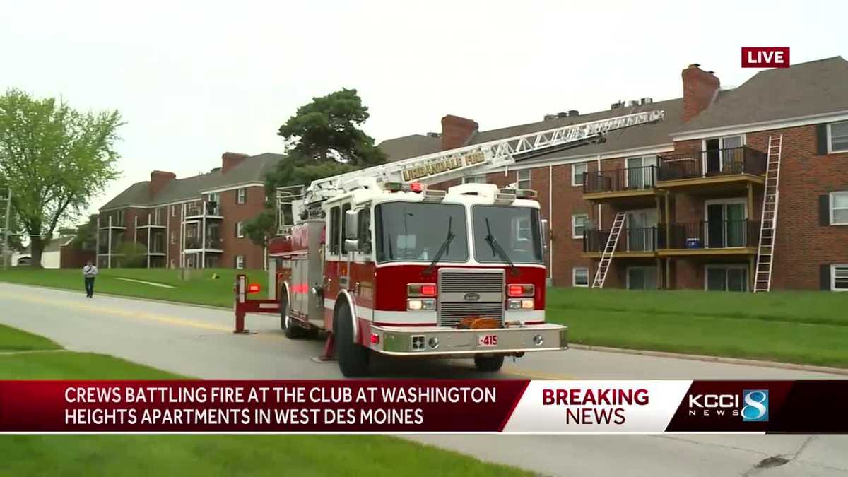 Crews battle apartment fire in West Des Moines