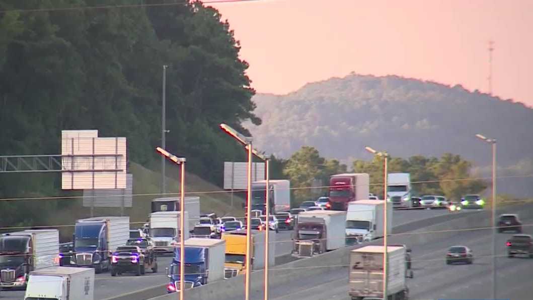 ‘Half a mile in 30 minutes’: I-65 South bridge damage leaves drivers stuck in traffic for hours