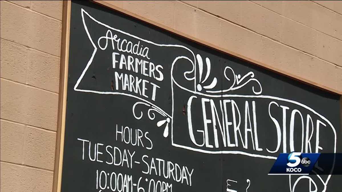 Arcadia Farmers Market general store ready to visitors