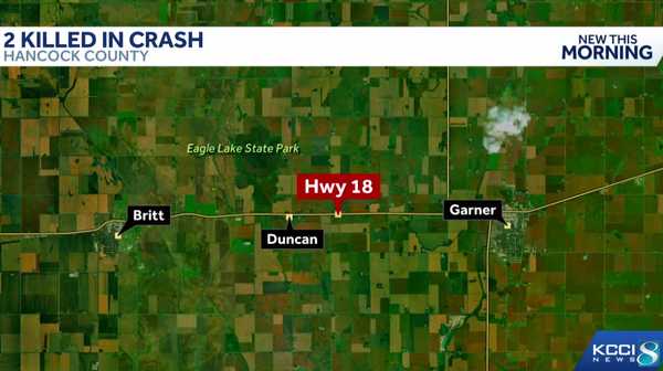 2 dead, 2 injured after crash on icy highway in northern iowa