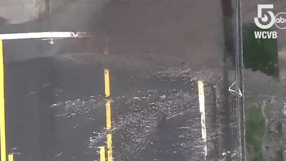 Massive water main break closes busy Newton street