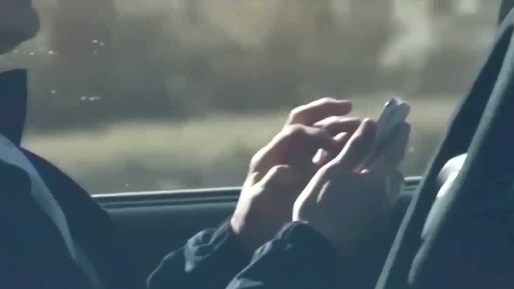 Fines for Iowa's hands-free law start Jan. 1: What drivers need to know