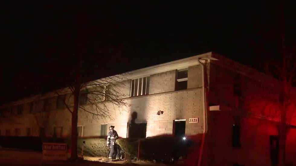 Man, 62, dies in apartment fire