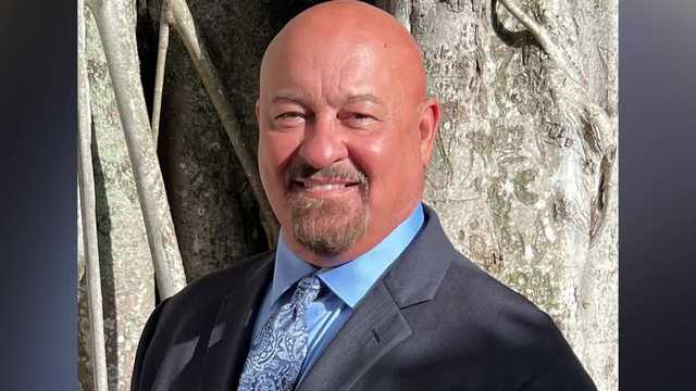 Former Red Sox player, Lee County Commissioner Mike Greenwell confirms battle with cancer