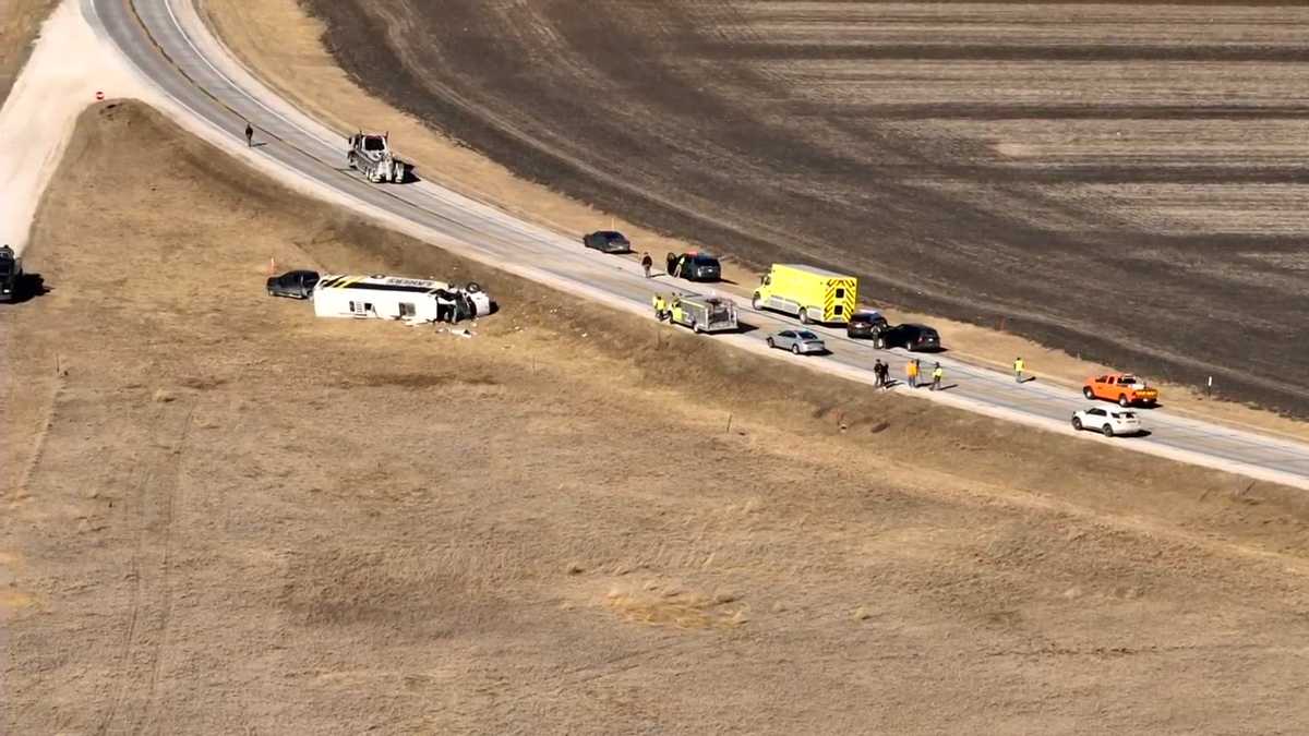 Iowa Lakes Community College cancels classes following deadly bus crash