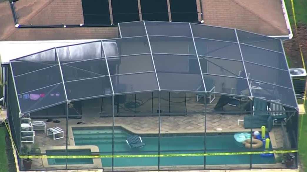 Twin girls drown in backyard pool of short-term rental while visiting Florida with family