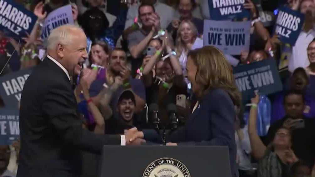 Democratic ticket locked in as Harris, Walz make their first appearance ...